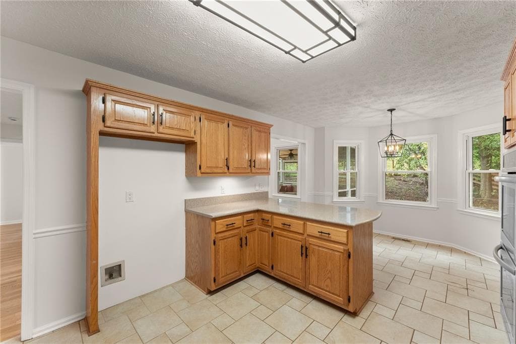 4 bedroom, 4 bathroom, 2,438 sq ft single family residence for sale at 4001 Catawba Ridge, Gainesville, GA 30506 — photo 9