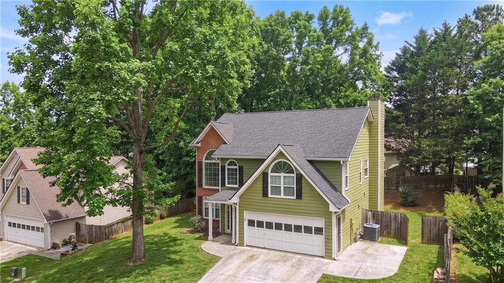 3 bedroom, 3 bathroom, 2,212 sq ft single family residence for sale at 5235 Arbor View Way, Sugar Hill, GA 30518