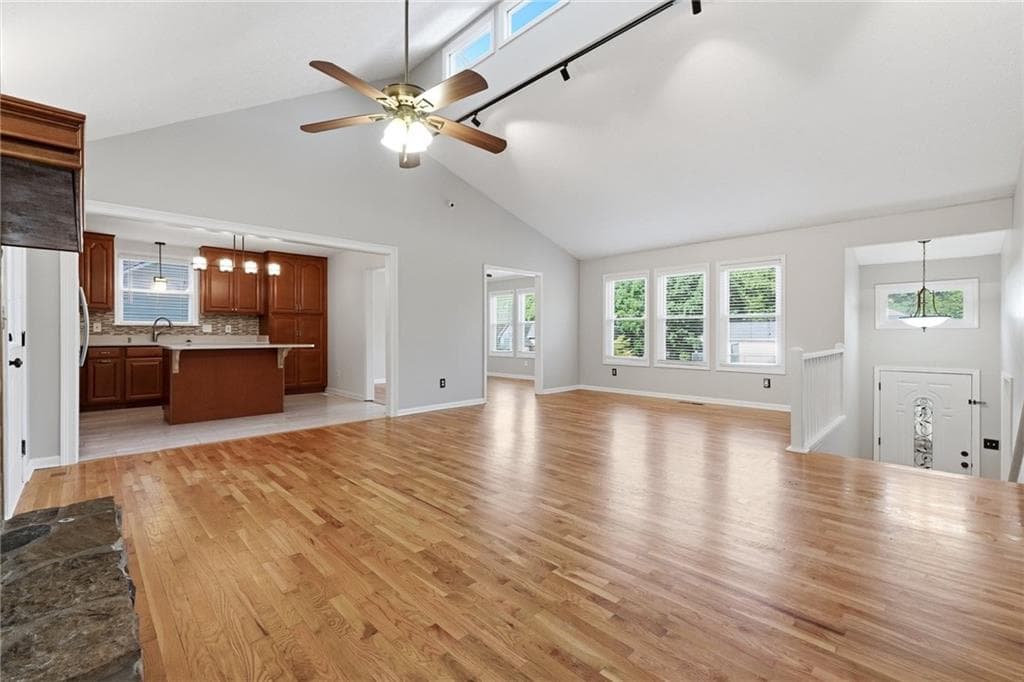 4 bedroom, 3 bathroom, 1,686 sq ft single family residence for sale at 3861 Nowlin Road, Kennesaw, GA 30144 — photo 7