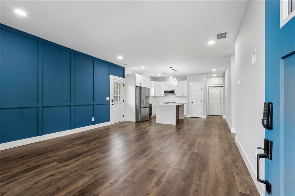 4 bedroom, 2 bathroom, 1,632 sq ft single family residence for sale at 629 Elmwood Street, Canton, GA 30114 — photo 7