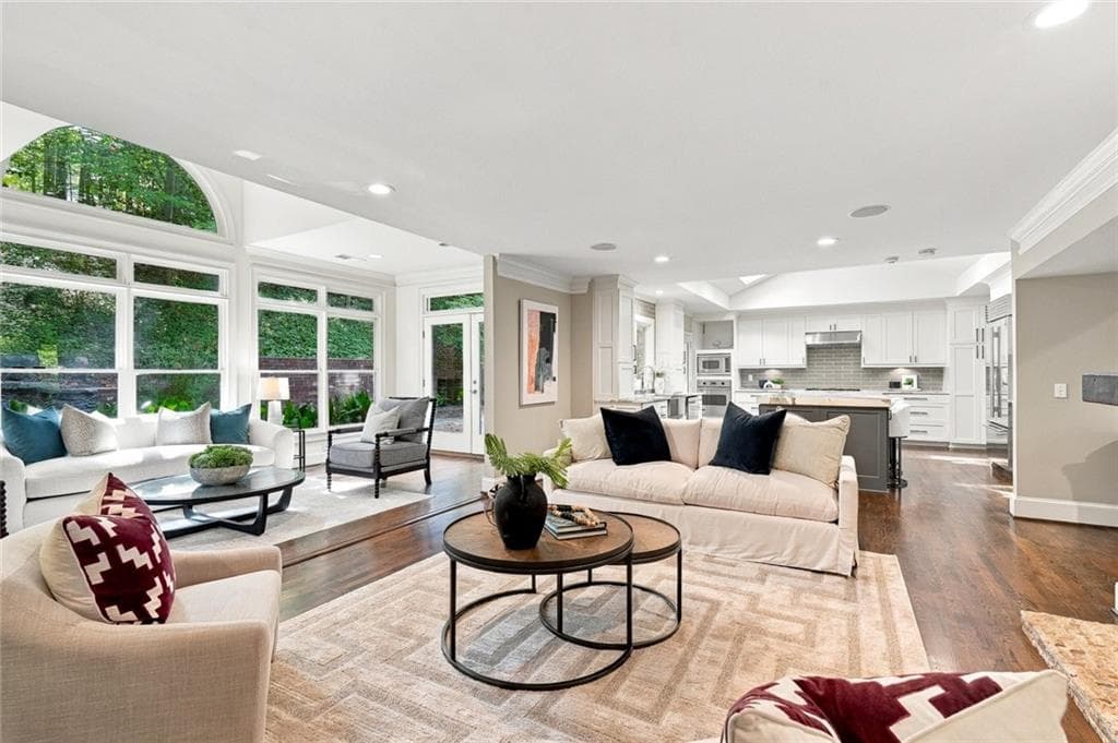5 bedroom, 5 bathroom, 3,800 sq ft single family residence for sale at 2321 Bohler Road, Atlanta, GA 30327 — photo 3