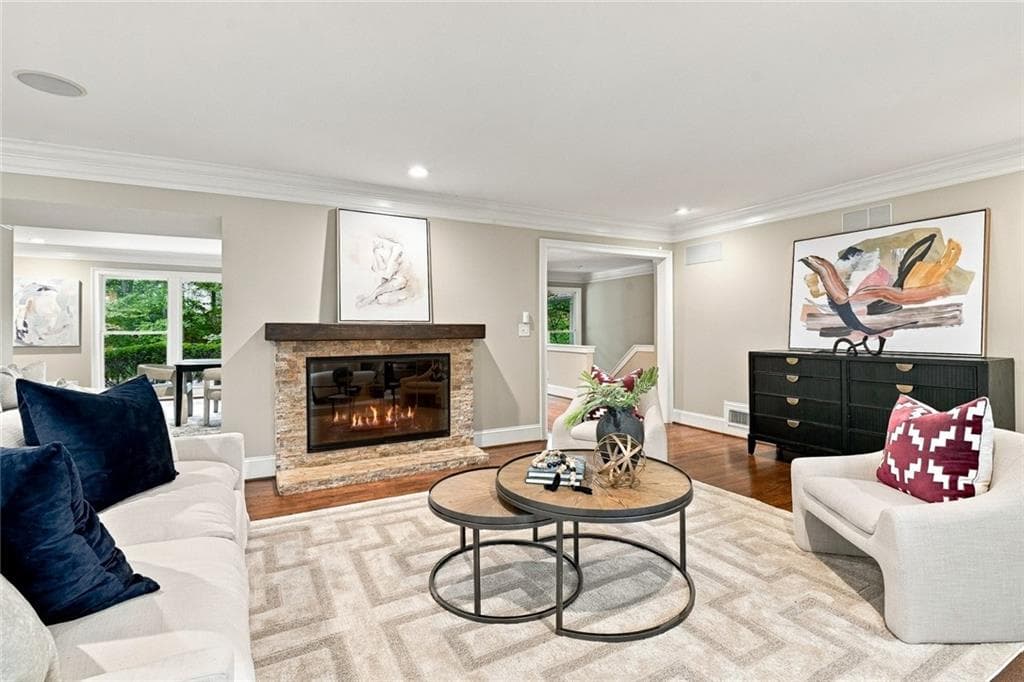 5 bedroom, 5 bathroom, 3,800 sq ft single family residence for sale at 2321 Bohler Road, Atlanta, GA 30327 — photo 5