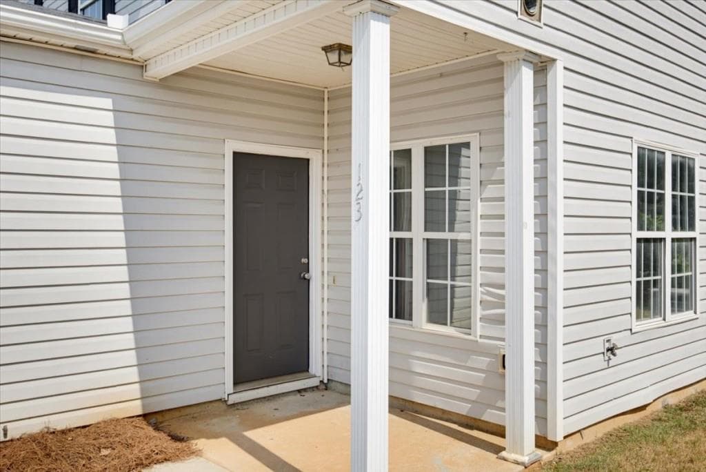 3 bedroom, 3 bathroom, 1,824 sq ft townhouse for sale at 123 Benfield Circle, Cartersville, GA 30121 — photo 3