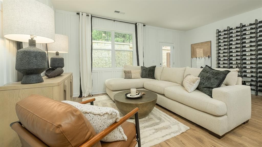 3 bedroom, 3 bathroom, 1,508 sq ft townhouse for sale at 504 Woodcreek Circle 4, Atlanta, GA 30331 — photo 4
