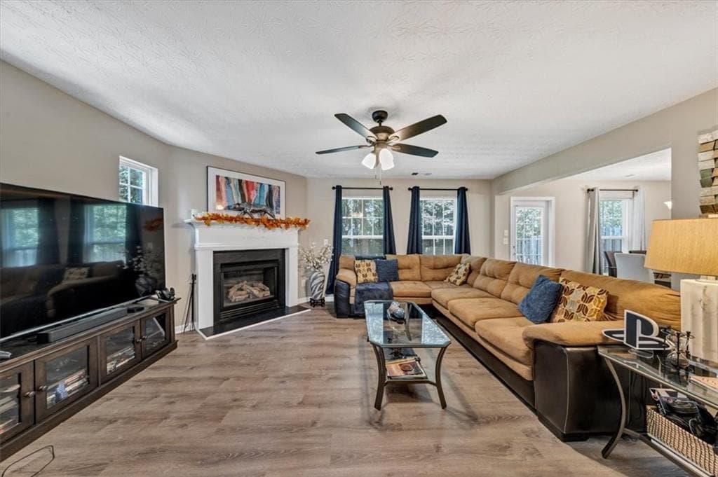 3 bedroom, 3 bathroom, 1,528 sq ft single family residence for sale at 223 Topaz Drive, Dallas, GA 30132 — photo 8