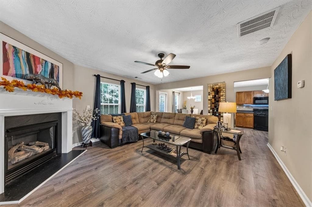 3 bedroom, 3 bathroom, 1,528 sq ft single family residence for sale at 223 Topaz Drive, Dallas, GA 30132 — photo 9
