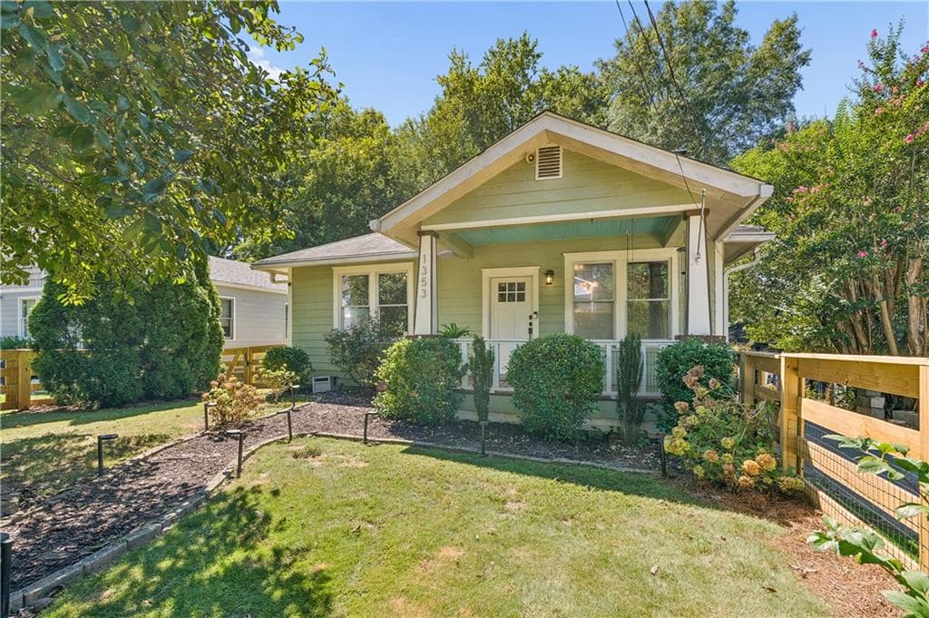 3 bedroom, 2 bathroom, 1,605 sq ft single family residence for sale at 1353 Meridian Street, Atlanta, GA 30317 — photo 2