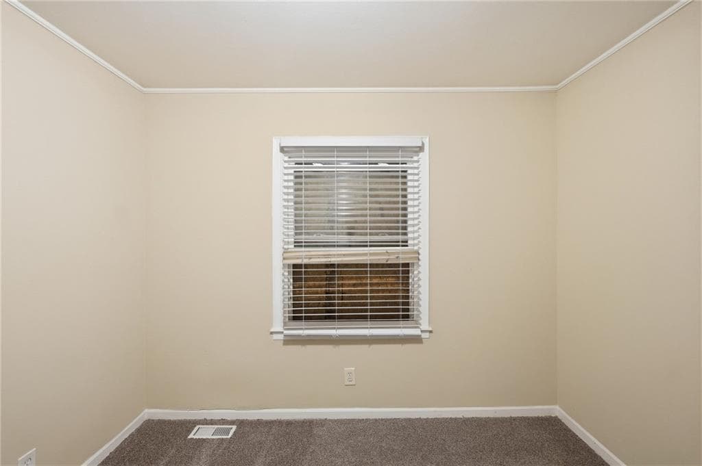 3 bedroom, 1 bathroom, 950 sq ft single family residence for sale at 1877 Selwyn Drive, Decatur, GA 30035 — photo 10