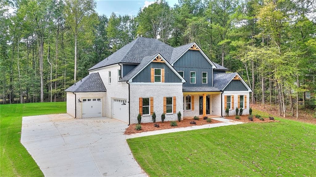 5 bedroom, 6 bathroom, 4,108 sq ft single family residence for sale at 299 Claiborne Way, Monroe, GA 30655 — photo 8