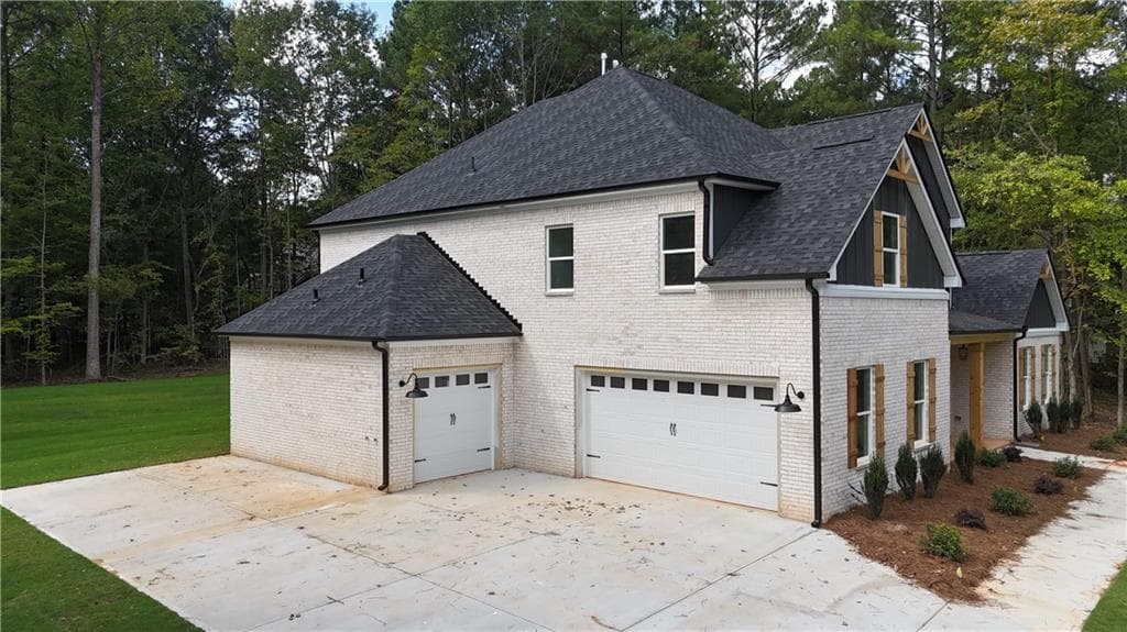 5 bedroom, 6 bathroom, 4,108 sq ft single family residence for sale at 299 Claiborne Way, Monroe, GA 30655 — photo 9