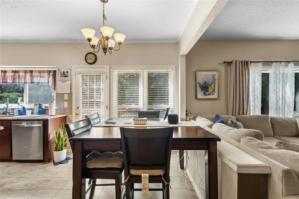 5 bedroom, 4 bathroom, 3,247 sq ft single family residence for sale at 2555 Kingsbrooke Lane, Duluth, GA 30097 — photo 10