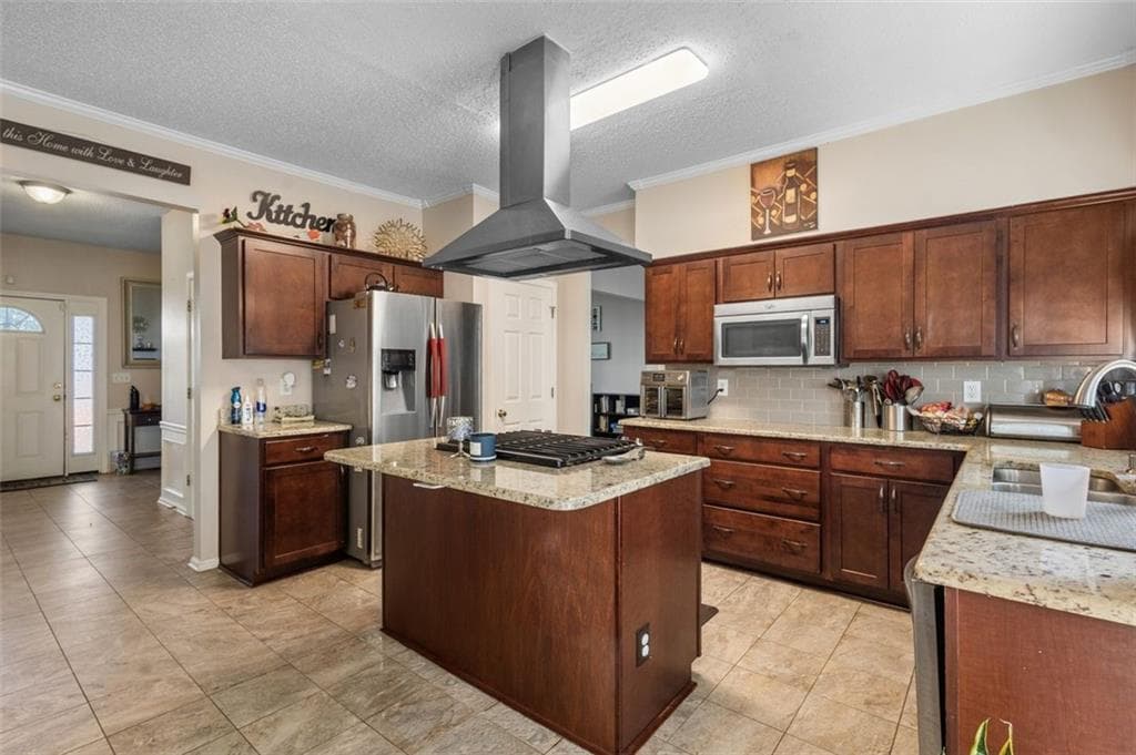 5 bedroom, 4 bathroom, 3,247 sq ft single family residence for sale at 2555 Kingsbrooke Lane, Duluth, GA 30097 — photo 7