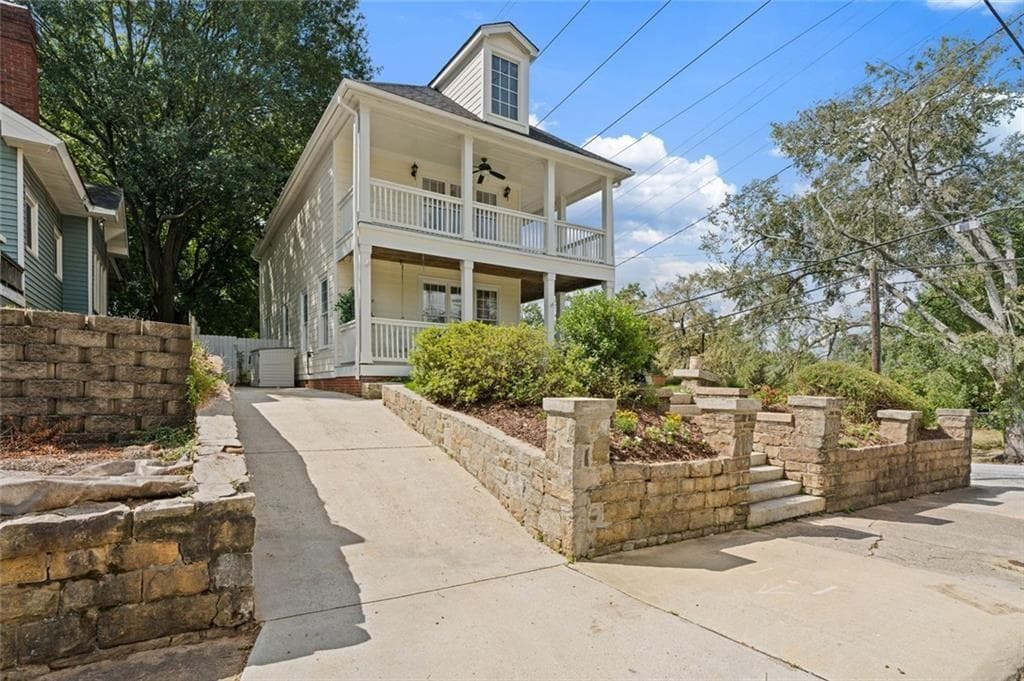 3 bedroom, 3 bathroom, 2,276 sq ft single family residence for sale at 341 Irwin Street, Atlanta, GA 30312
