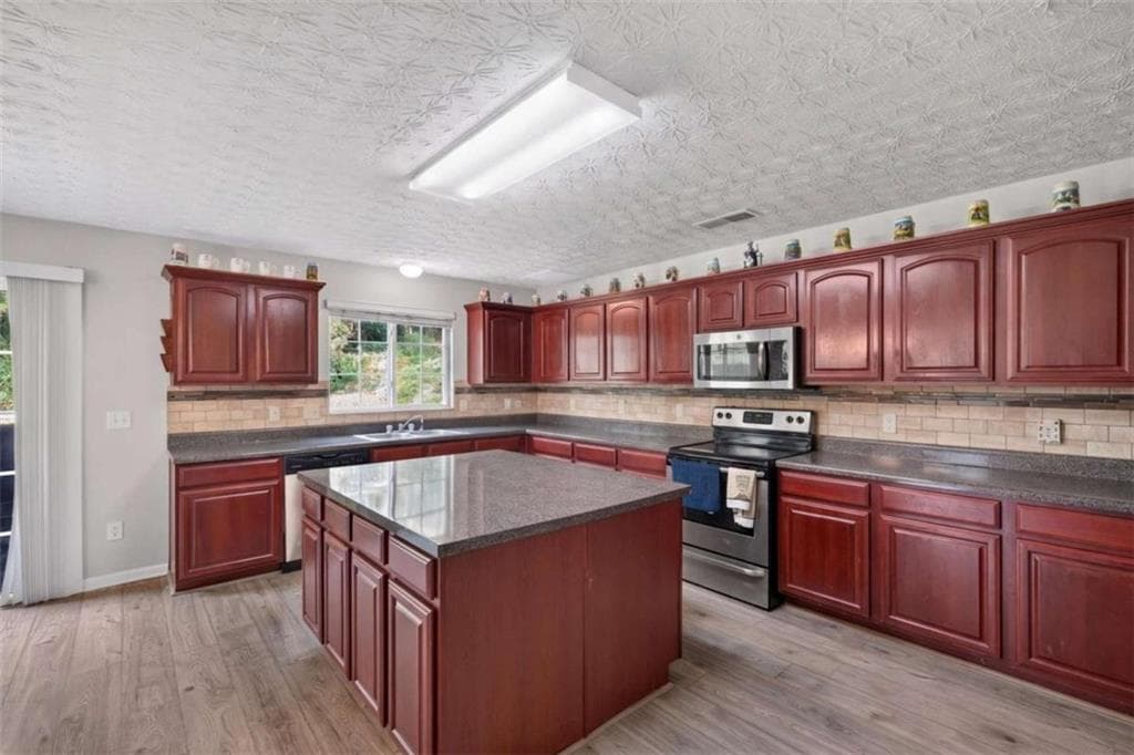 4 bedroom, 3 bathroom, 2,988 sq ft single family residence for sale at 2793 Jordan Lane, Lithia Springs, GA 30122 — photo 9