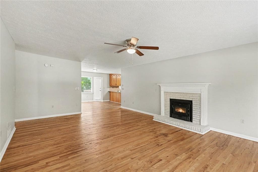3 bedroom, 2 bathroom, 2,122 sq ft single family residence for sale at 8953 E Carroll Road, Winston, GA 30187 — photo 2