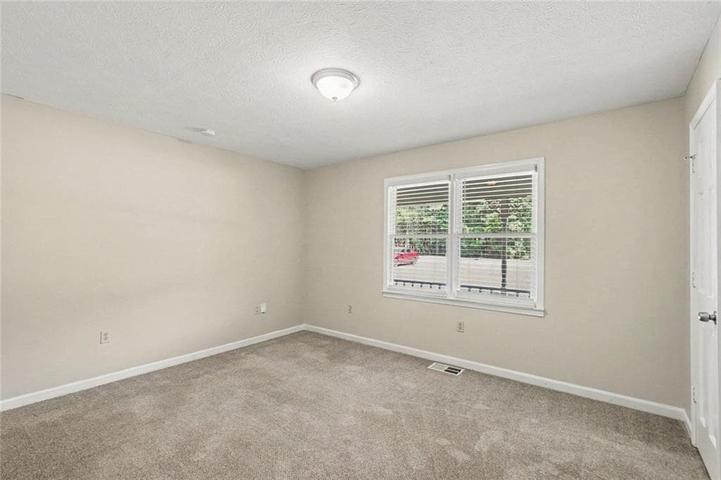 3 bedroom, 2 bathroom, 2,122 sq ft single family residence for sale at 8953 E Carroll Road, Winston, GA 30187 — photo 7