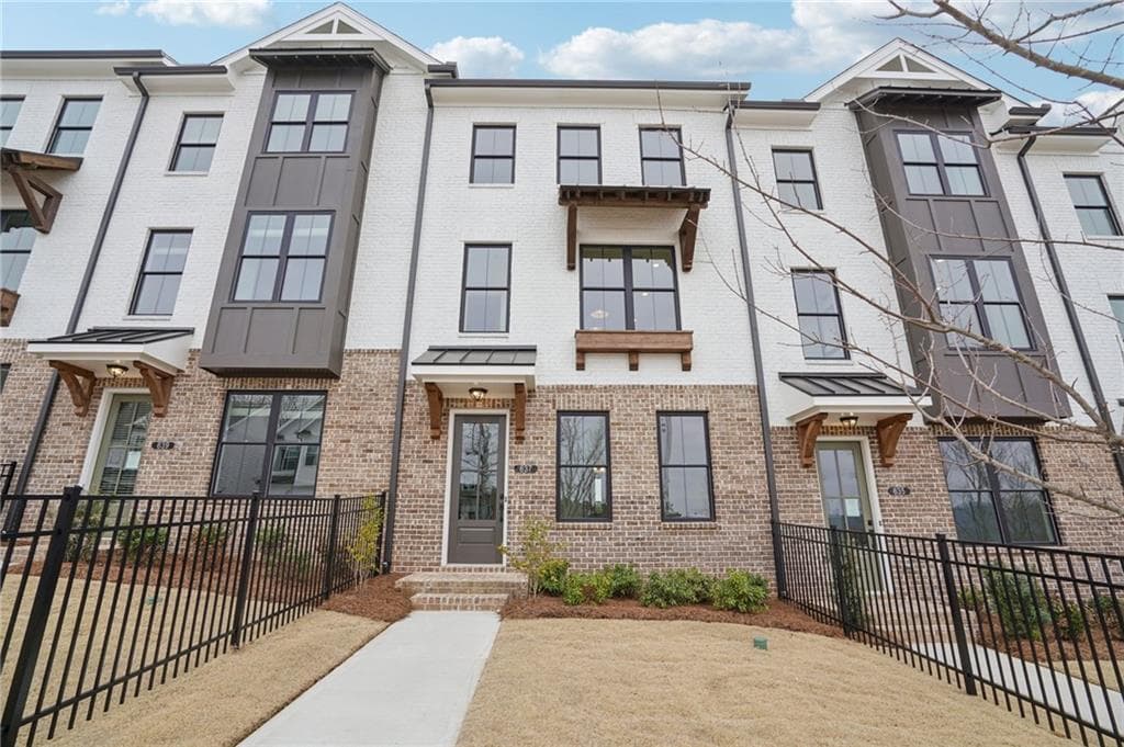 3 bedroom, 4 bathroom, 2,004 sq ft townhouse under contract at 657 Silva Street 141, Cumming, GA 30040 — photo 5