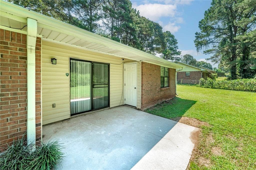 2 bedroom, 2 bathroom, 1,203 sq ft duplex for rent at 355 Santa Fe Trail, Ellenwood, GA 30294 for $1,650 a month — photo 6