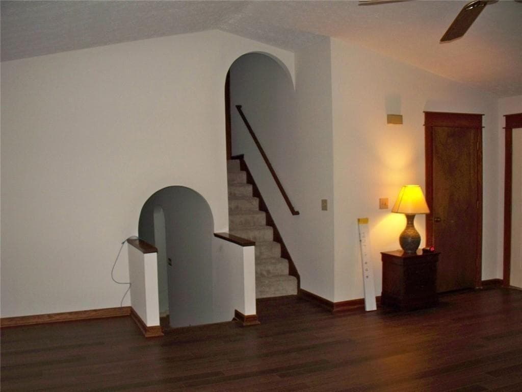 3 bedroom, 3 bathroom, 2,304 sq ft single family residence for sale at 219 Park Avenue, Woodstock, GA 30188 — photo 9