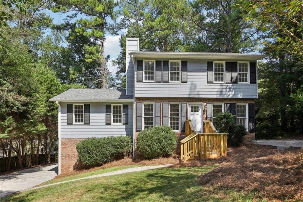 4 bedroom, 2 bathroom, 2,484 sq ft single family residence for sale at 2344 Sawmill Road, Marietta, GA 30064 — photo 1 of 49