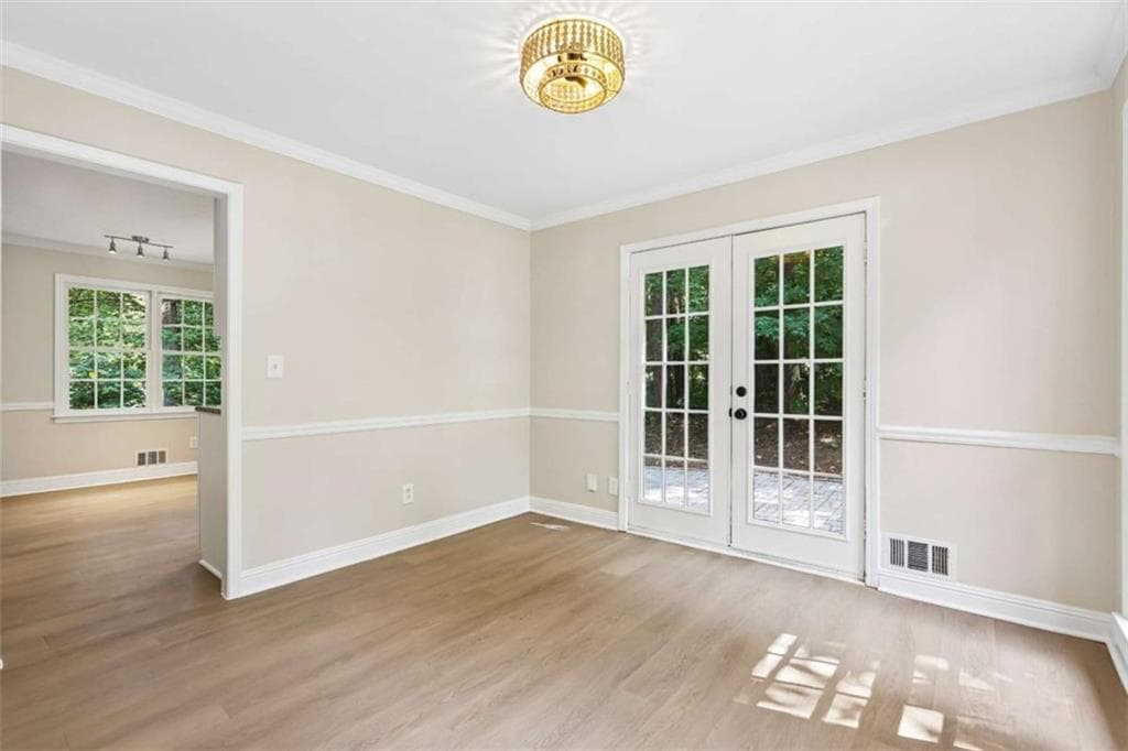4 bedroom, 2 bathroom, 2,484 sq ft single family residence for sale at 2344 Sawmill Road, Marietta, GA 30064 — photo 9