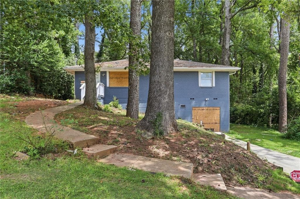 3 bedroom, 3 bathroom, 1,100 sq ft single family residence for sale at 4366 Glenwood Parkway, Decatur, GA 30032 — photo 1 of 17
