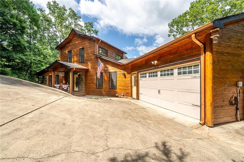 4 bedroom, 4 bathroom, 4,064 sq ft single family residence for sale at 30 Shepherds Lane, Morganton, GA 30560 — photo 3