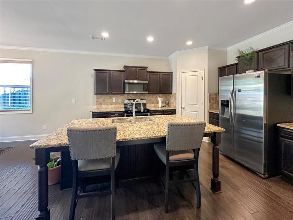 3 bedroom, 3 bathroom, 1,821 sq ft townhouse for sale at 30 Holdings Drive, Lawrenceville, GA 30044 — photo 8