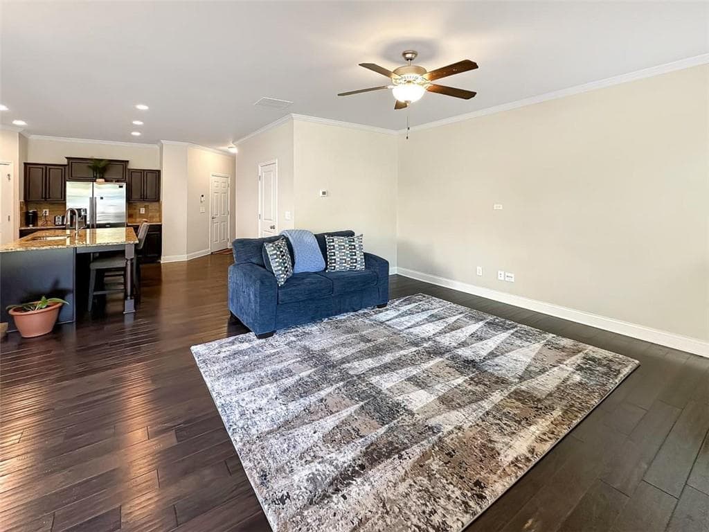 3 bedroom, 3 bathroom, 1,821 sq ft townhouse for sale at 30 Holdings Drive, Lawrenceville, GA 30044 — photo 10