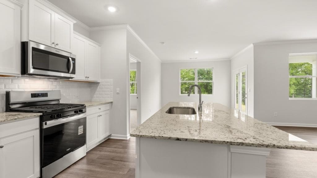 3 bedroom, 2 bathroom, 1,618 sq ft single family residence for sale at 8158 Coldstream Drive, Fairburn, GA 30213 — photo 8