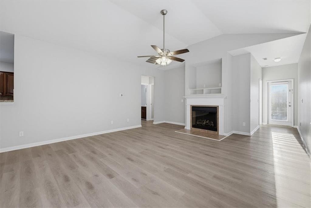 3 bedroom, 2 bathroom, 1,493 sq ft single family residence for sale at 7923 Bluefin Trail, Union City, GA 30291 — photo 4