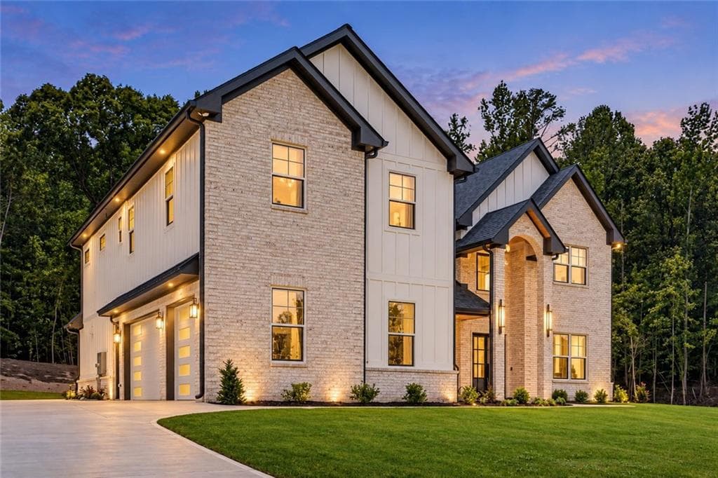 4 bedroom, 4 bathroom, 4,200 sq ft single family residence for sale at 187 Chariot Court, Jefferson, GA 30549
