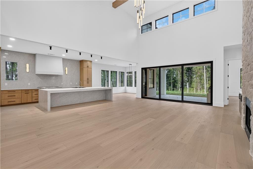 4 bedroom, 4 bathroom, 4,265 sq ft single family residence for sale at 125 Manger Avenue, Bethlehem, GA 30620 — photo 9
