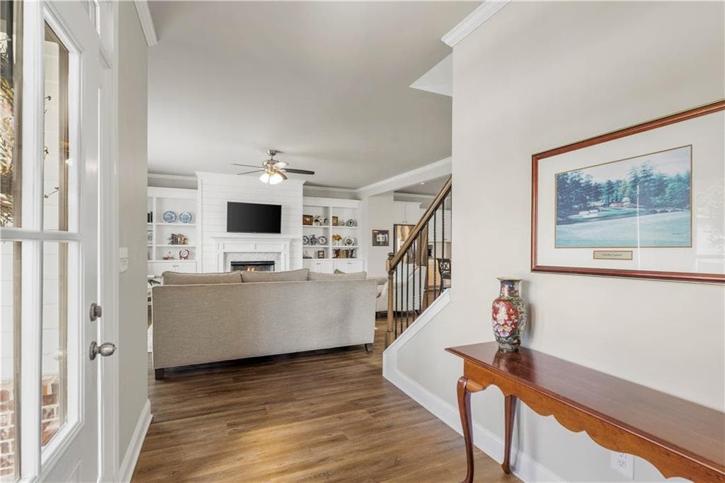 3 bedroom, 3 bathroom, 2,120 sq ft single family residence for sale at 5200 Parkwood Drive, Flowery Branch, GA 30542 — photo 7