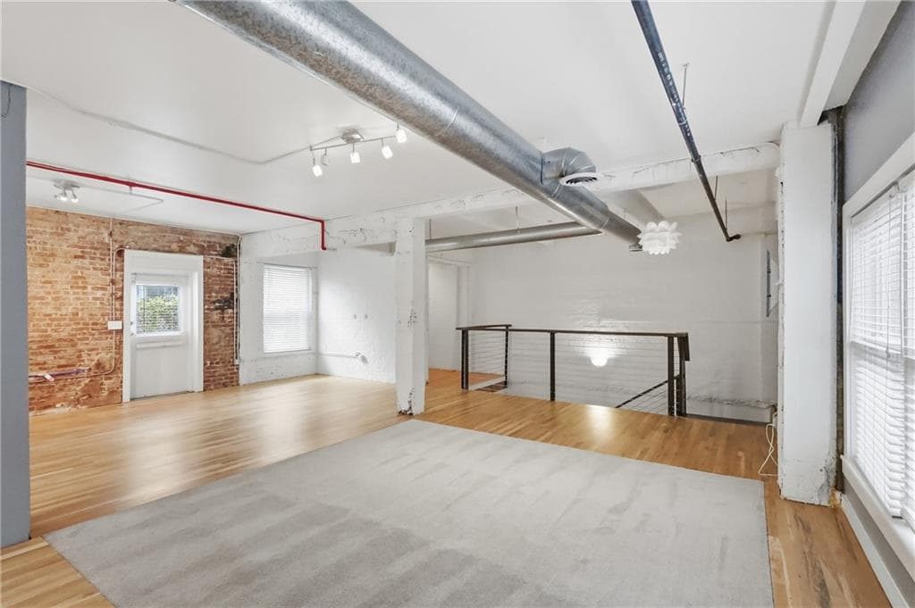 1 bedroom, 1 bathroom, 1,900 sq ft condominium for sale at 244 Peters Street 10, Atlanta, GA 30313 — photo 8