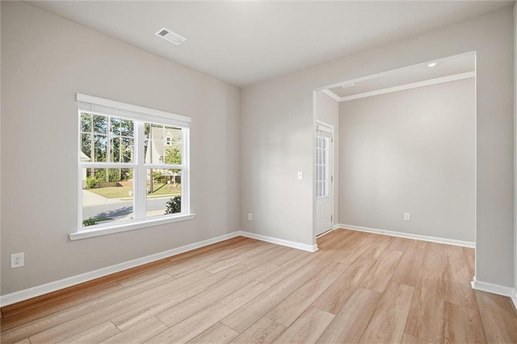 4 bedroom, 3 bathroom, 2,234 sq ft single family residence for sale at 517 Edgemore Road, Canton, GA 30114 — photo 5