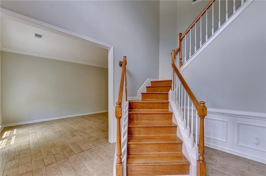 4 bedroom, 3 bathroom, 2,315 sq ft single family residence for rent at 2835 Crestmont, Cumming, GA 30041 for $2,995 a month — photo 8