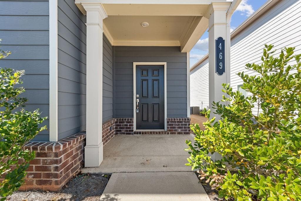 4 bedroom, 3 bathroom, 2,330 sq ft single family residence for rent at 469 Golden eagle pkwy, Braselton, GA 30517 for $2,200 a month — photo 5