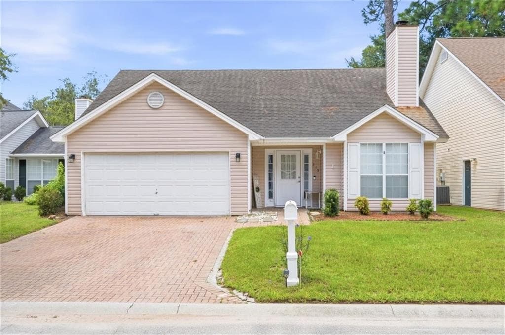 4 bedroom, 2 bathroom, 1,683 sq ft single family residence for sale at 115 Queens Retreat, Savannah, GA 31419