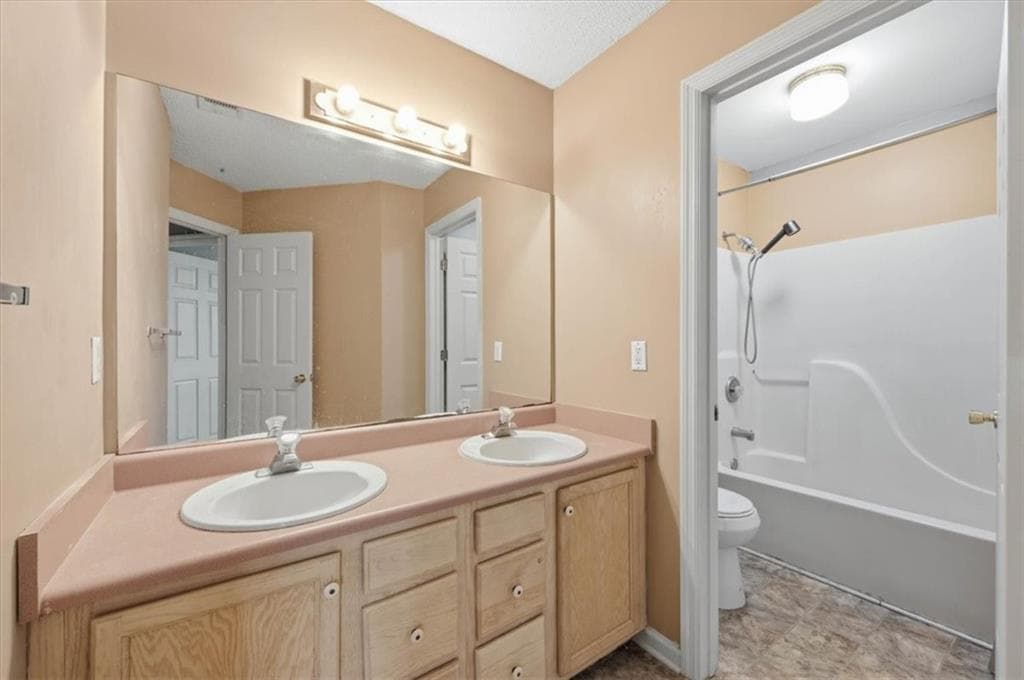 4 bedroom, 2 bathroom, 1,683 sq ft single family residence for sale at 115 Queens Retreat, Savannah, GA 31419 — photo 10