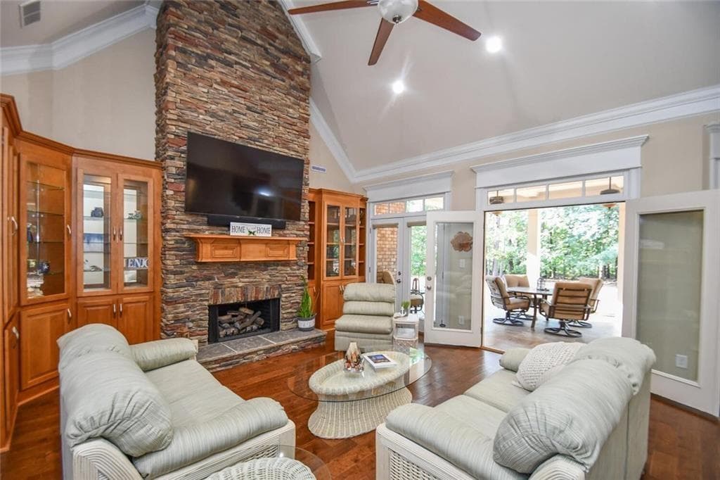 4 bedroom, 4 bathroom, 3,082 sq ft single family residence for sale at 105 Freedom Drive, Forsyth, GA 31029 — photo 6