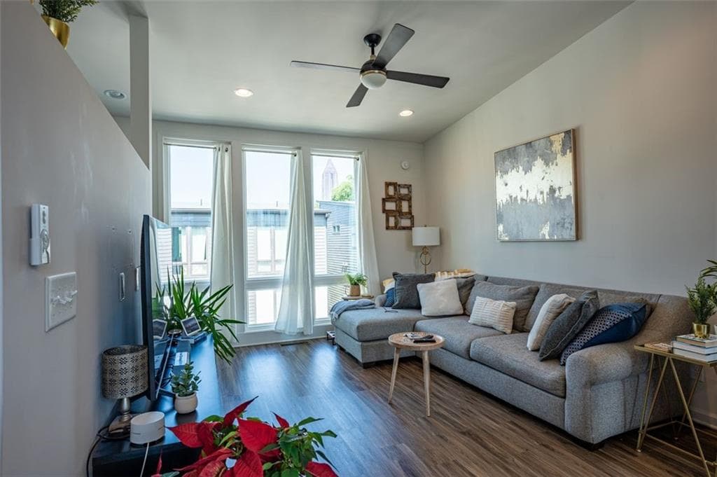 2 bedroom, 2 bathroom, 1,343 sq ft townhouse for rent at 452 Latta Street NE, Atlanta, GA 30308 for $3,200 a month — photo 3