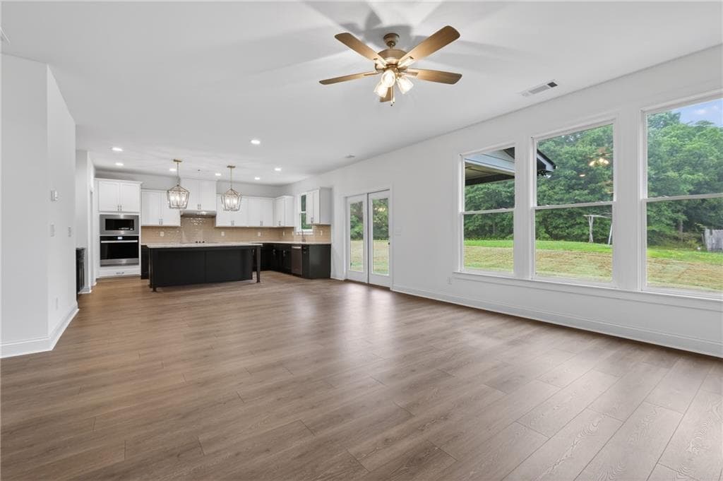 4 bedroom, 3 bathroom, 2,228 sq ft single family residence for rent at 53 Stanley Drive, Winder, GA 30680 for $2,450 a month — photo 6