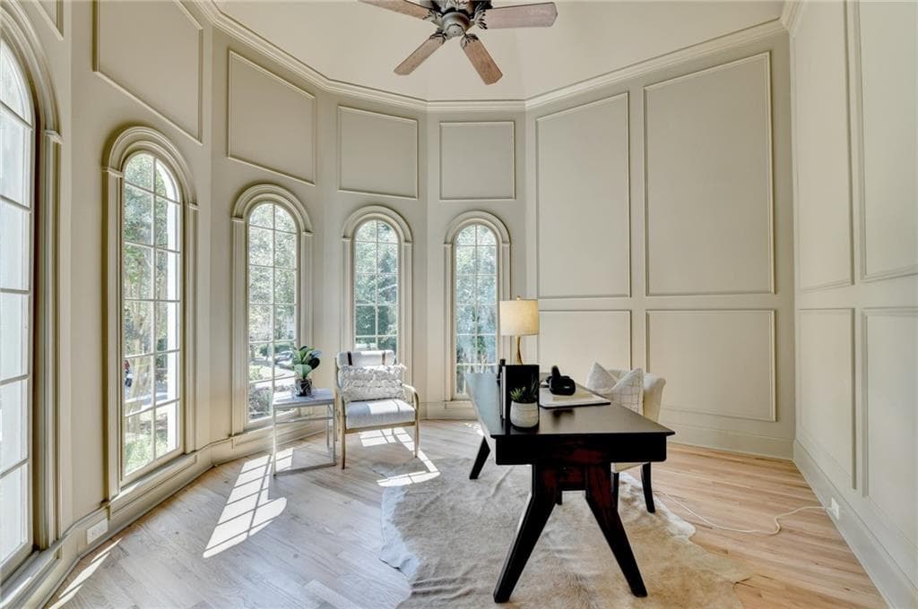 5 bedroom, 6 bathroom, 6,087 sq ft single family residence for sale at 7060 Redcliff Court, Suwanee, GA 30024 — photo 7