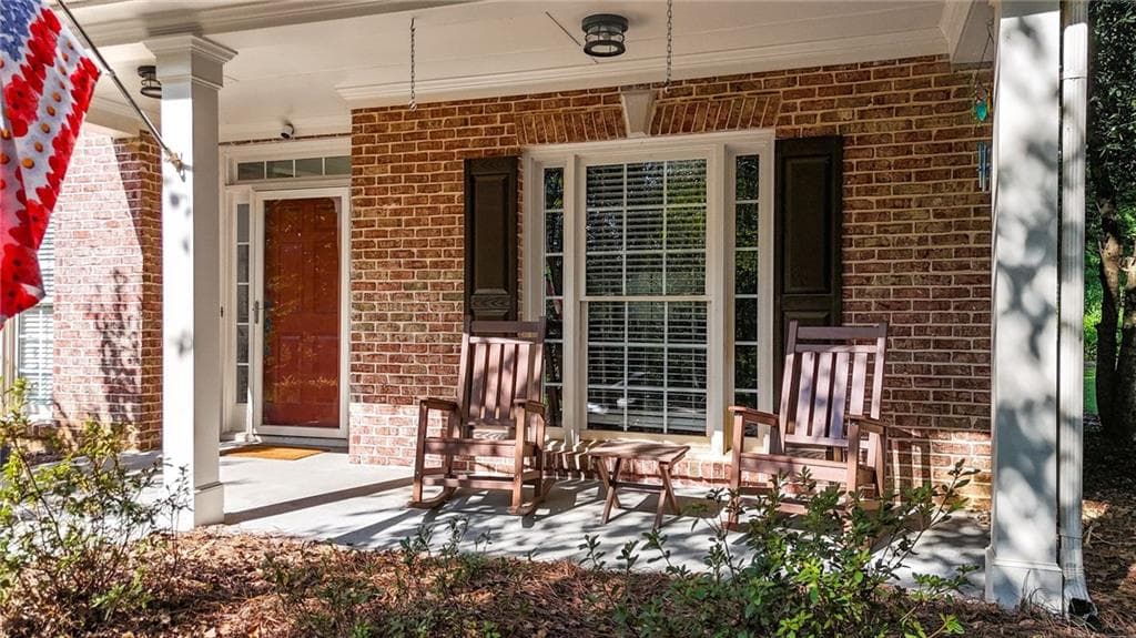 4 bedroom, 3 bathroom, 2,392 sq ft single family residence for sale at 510 Senators Ridge Drive, Dallas, GA 30132 — photo 3