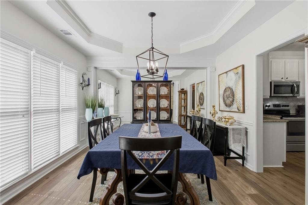 4 bedroom, 3 bathroom, 2,392 sq ft single family residence for sale at 510 Senators Ridge Drive, Dallas, GA 30132 — photo 8