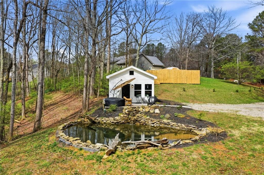 1 bedroom, 1 bathroom, 288 sq ft single family residence for sale at 710 Lumber Company Road, Talking Rock, GA 30175 — photo 5