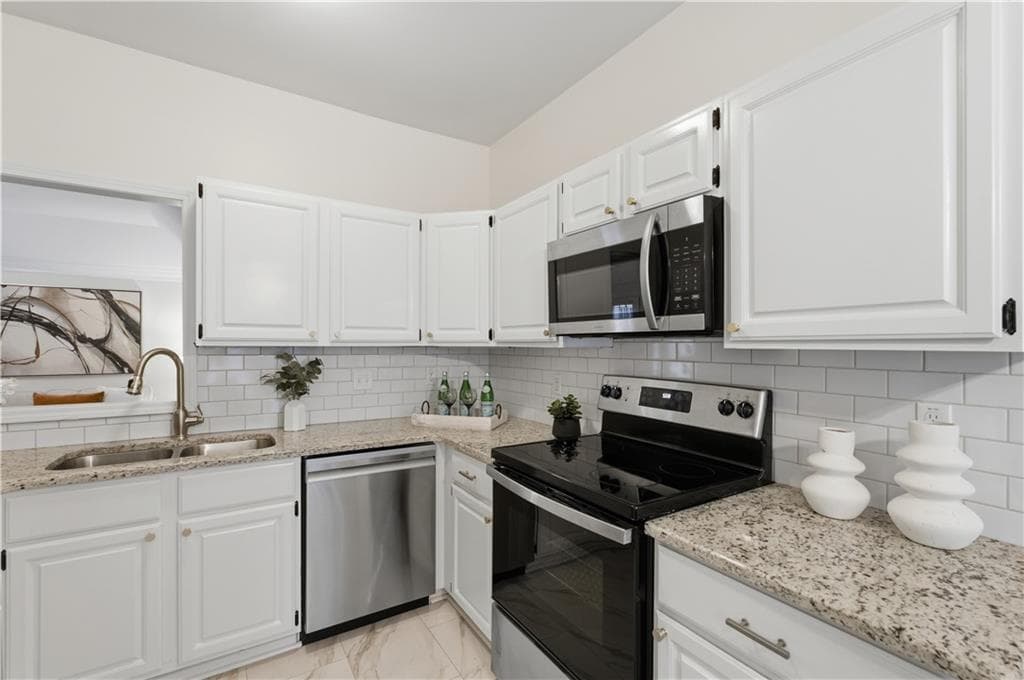 2 bedroom, 2 bathroom, 1,358 sq ft townhouse for sale at 2958 Crosswycke Forest Drive, Brookhaven, GA 30319 — photo 6