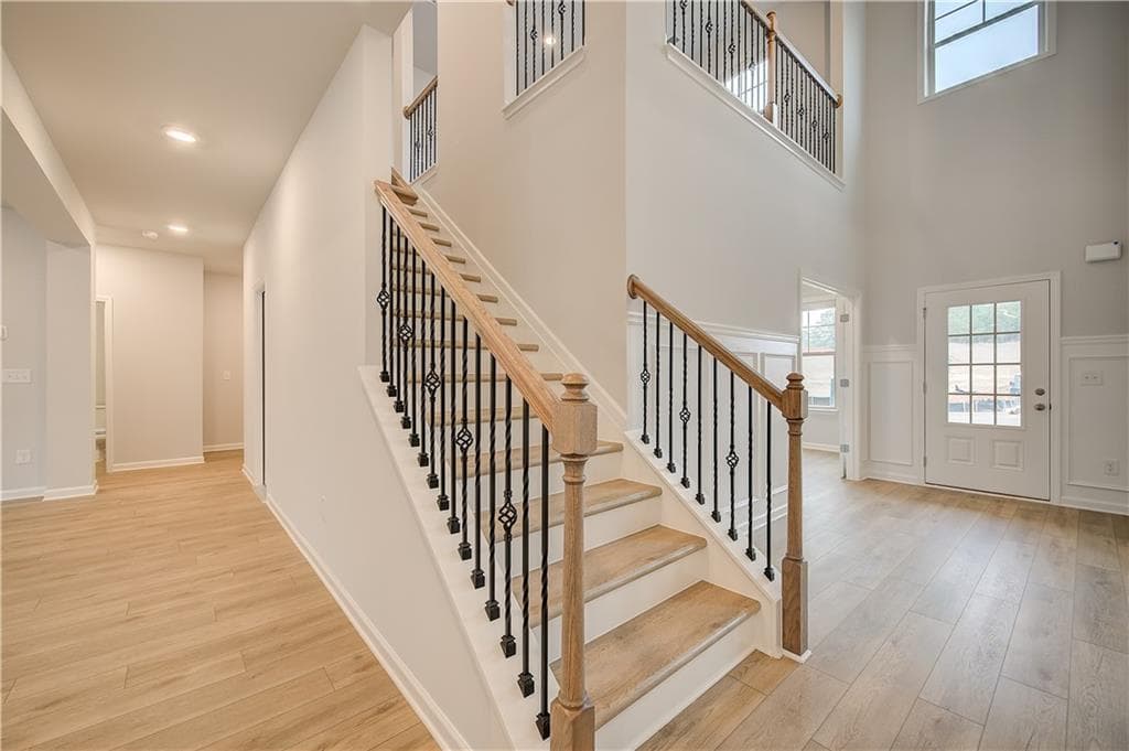 5 bedroom, 5 bathroom, 3,823 sq ft single family residence for sale at 205 Delta Drive, Mcdonough, GA 30253 — photo 6