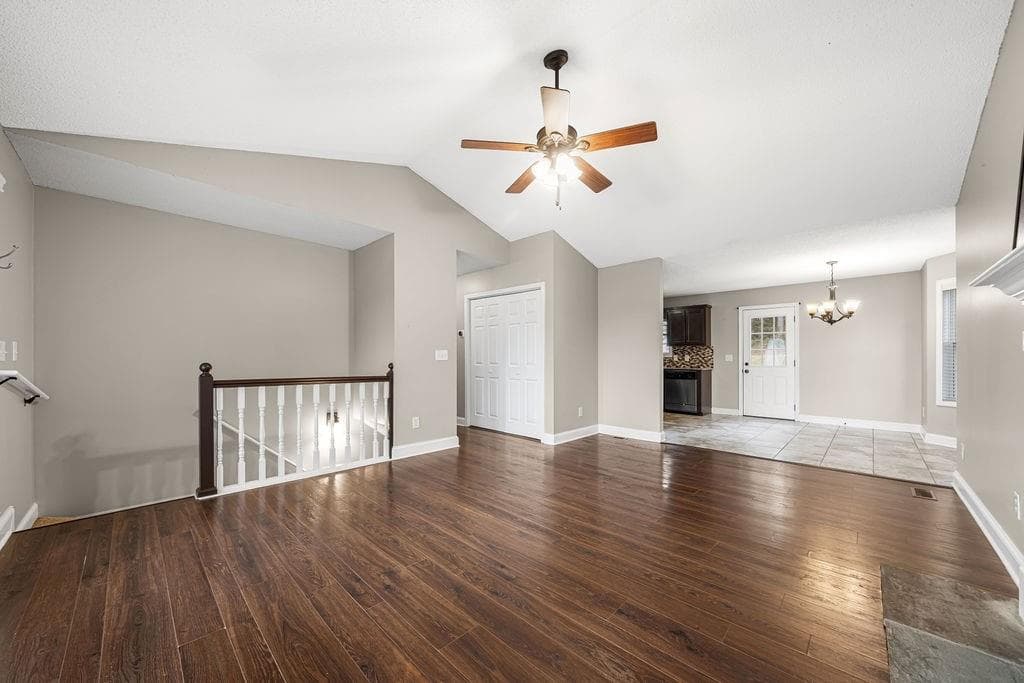 4 bedroom, 3 bathroom, 1,672 sq ft single family residence for sale at 17 Rocky Avenue, Cartersville, GA 30120 — photo 6